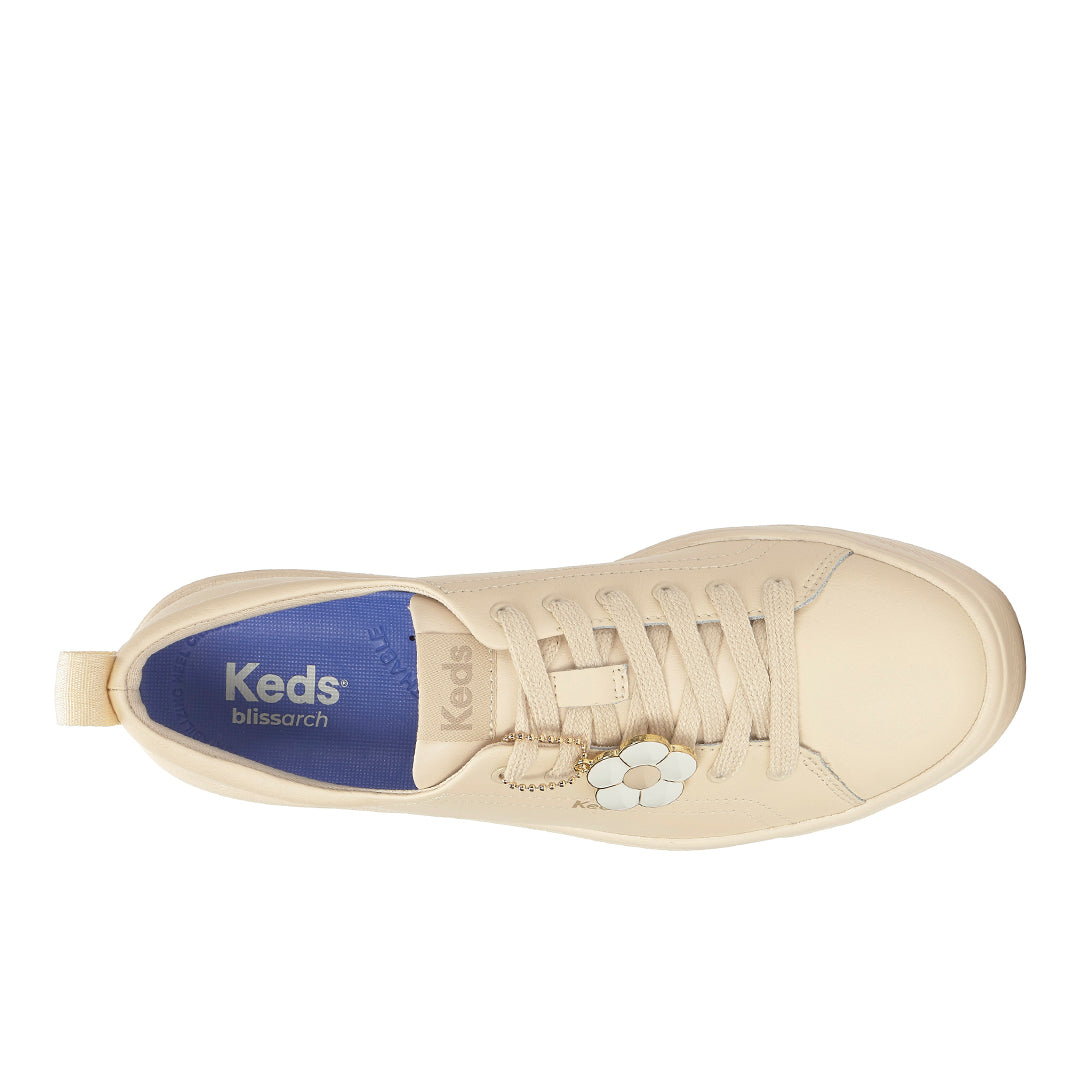 Women's Skyler Leather Daisy Charm Parchment Sneaker — Polished
